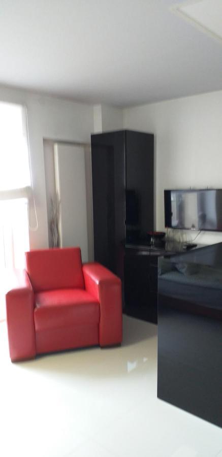 Apartamenty Centrum Rynek Mala Dwojka Kielce Exterior photo